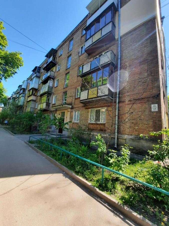 Посуточно Мини-Студия Метро Дорогожичи Киев 外观 照片